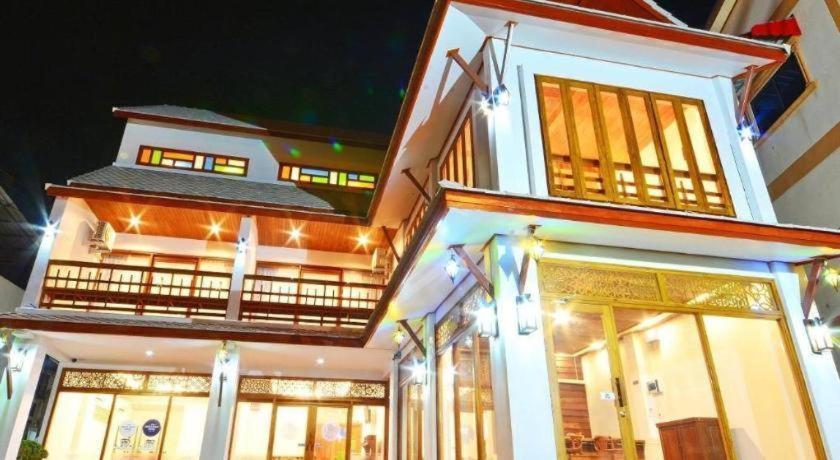 ดิ อินดิโก้ เฮ้าส์ แพร่ Hotel ภายนอก รูปภาพ